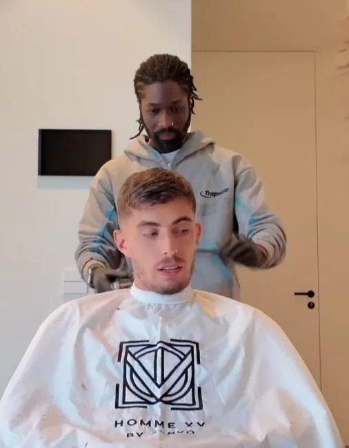 理發(fā)師談拉米雷斯：之前他在中國踢球，每周請我飛過去給他理發(fā)