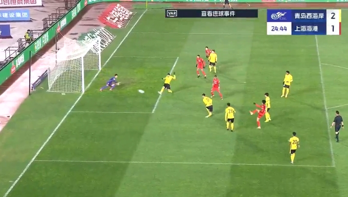 這球漂亮！19歲李新翔晃過張呈棟單挑防線破門，海港生涯處子球！