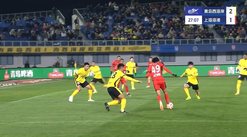 李新翔（19歲118天）是在中超進球第二年輕的上海海港球員