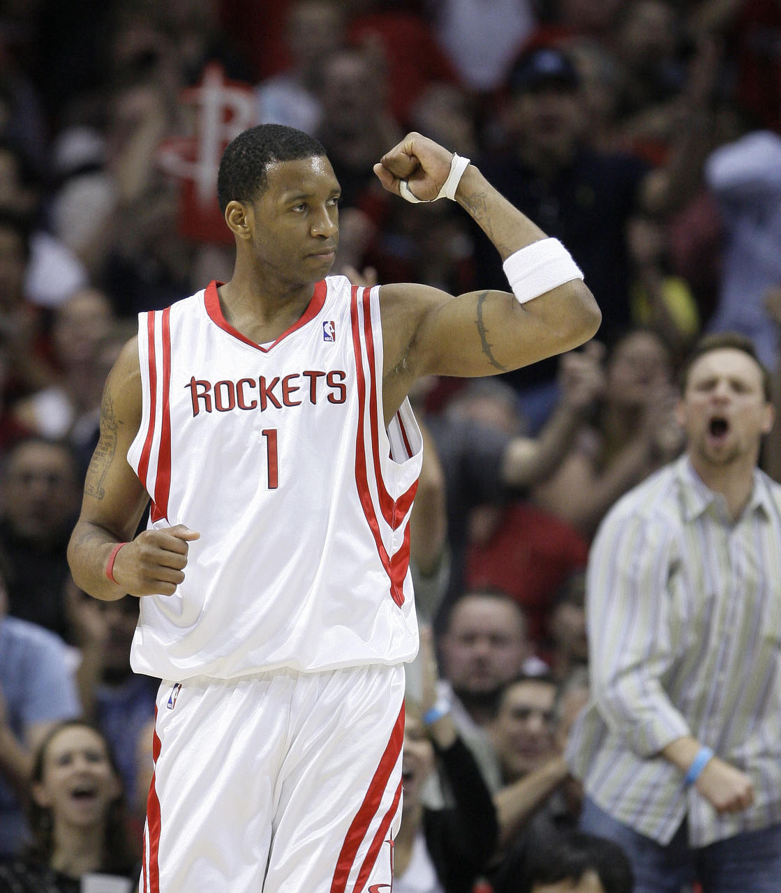 蓋伊：進NBA后第一個打爆我的人是麥迪 季前賽他在我頭上砍42分