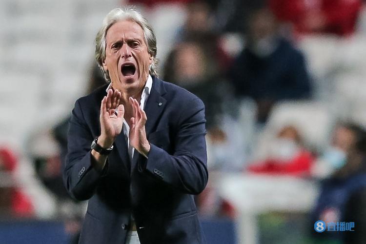 巴媒：利雅得新月主帥同意執(zhí)教巴西，但要在世俱杯結(jié)束后接受任命