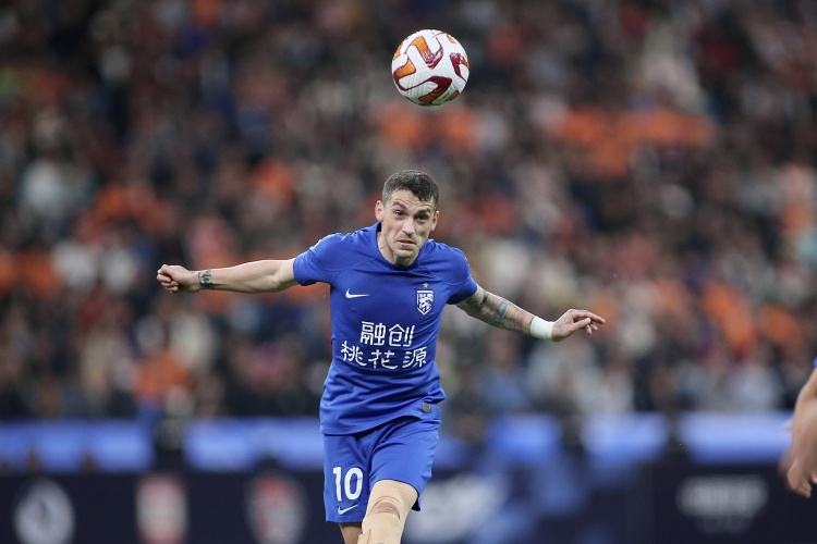 斯基拉：中超舊將斯坦丘接近免簽加盟熱那亞，合同期限到2027年