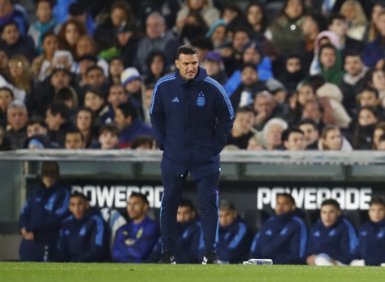 斯卡洛尼：會讓梅西自己決定踢不踢世界杯；巴西一定會渡過難關