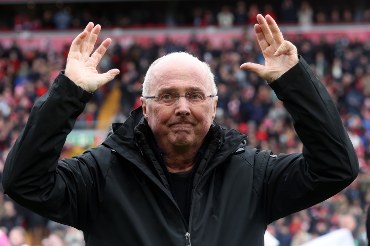 太陽報：名帥埃里克森生前欠債800多萬英鎊，家人只好拍賣紀(jì)念品