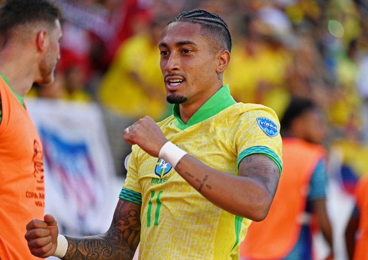 放豪言結(jié)果慘敗！拉菲尼亞3次對陣阿根廷0球0助，巴西隊1平2負(fù)