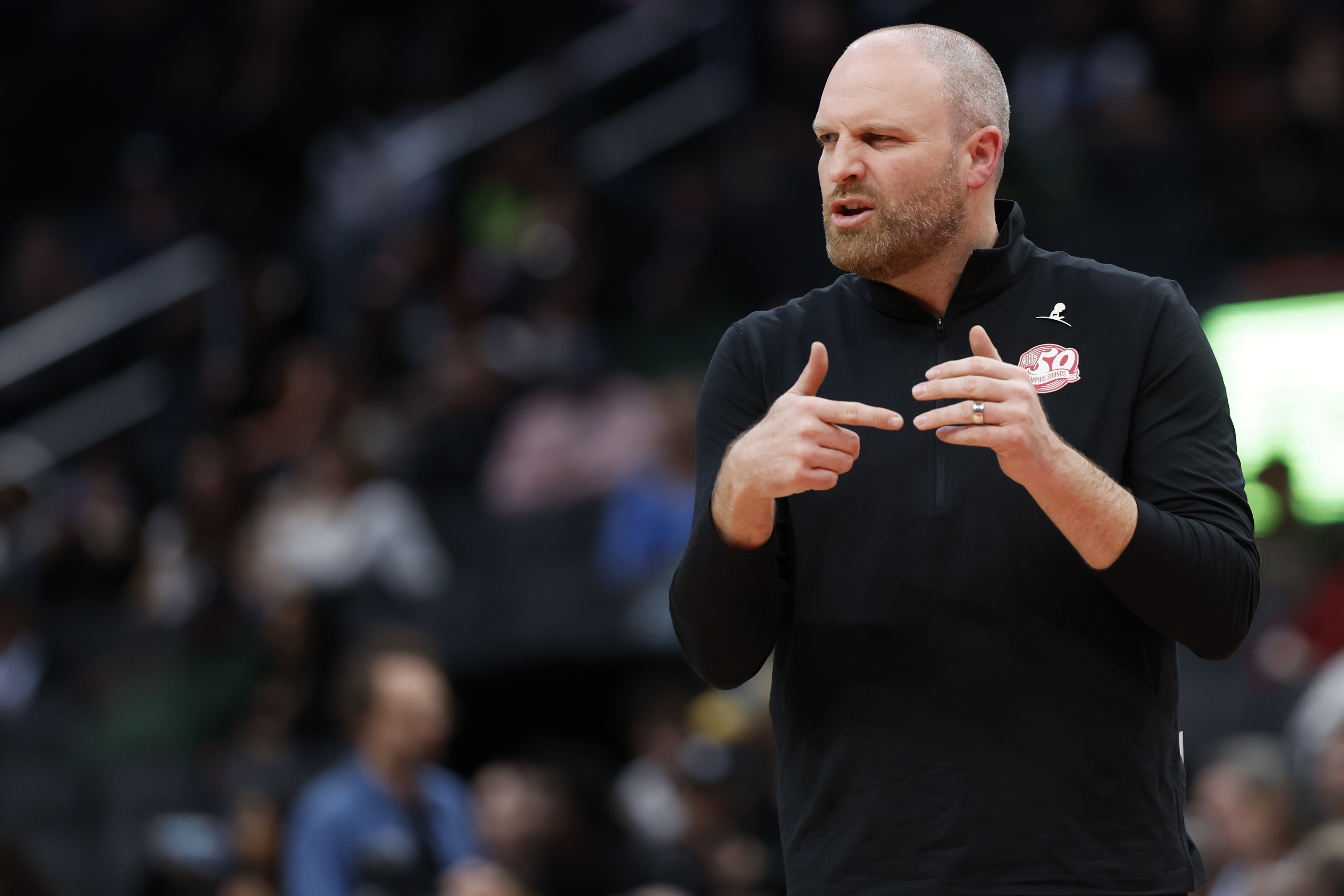 執教勝場數隊史第1！隊記：多名灰熊球員對詹金斯被解雇感到震驚