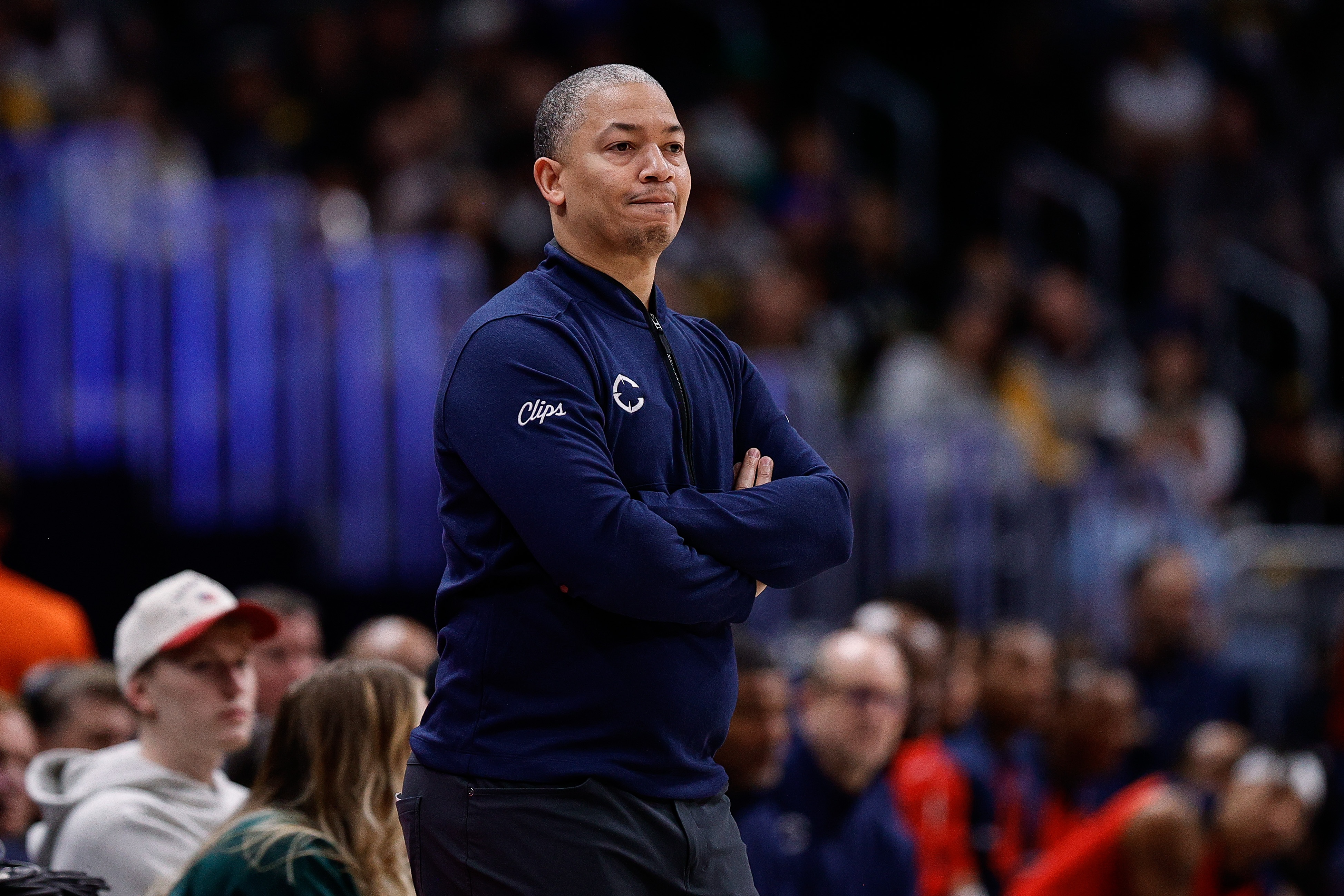 盧：之前被認(rèn)為只能35勝 現(xiàn)在已42勝 這說明了我們這個隊(duì)很多東西