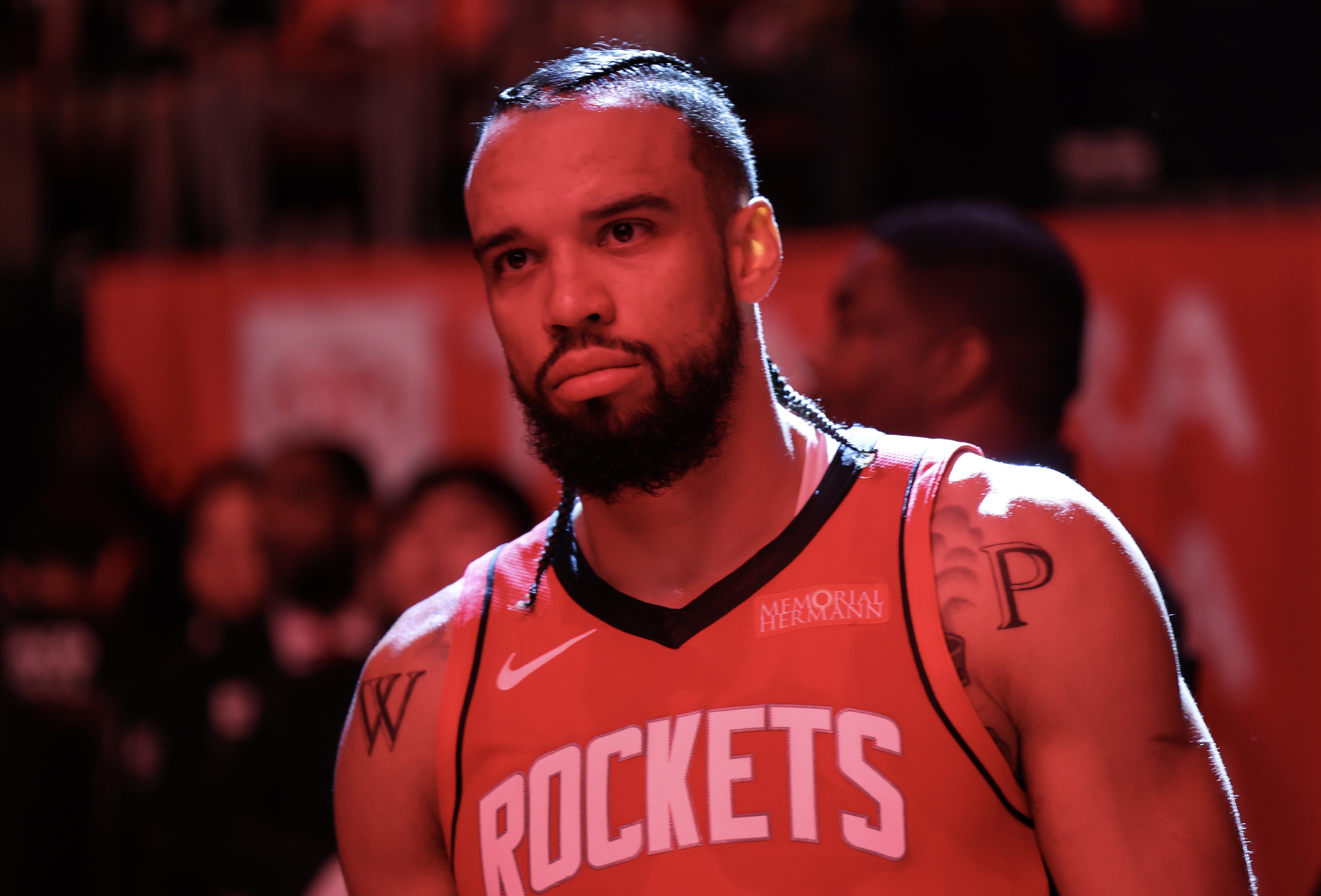 烏度卡：隊員們半場時都開玩笑 感謝狄龍被驅逐點燃了大家的斗志