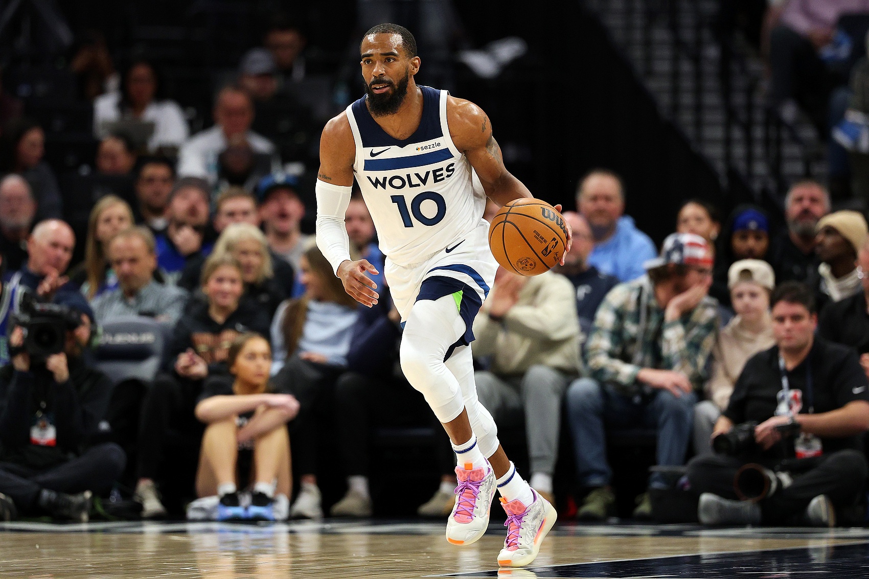 老將的作用！康利10中5貢獻13分3板4助2斷 正負值+23全場最高！