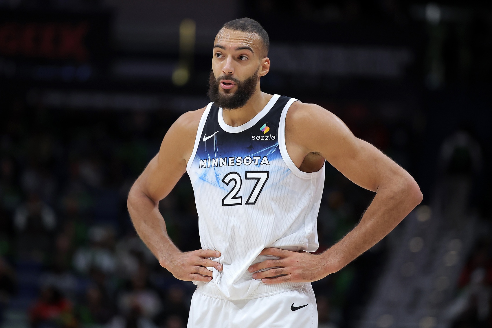 9中8砍17分13板！蘭德?tīng)枺寒?dāng)戈貝爾打出這樣表現(xiàn) 我們很難被擊敗