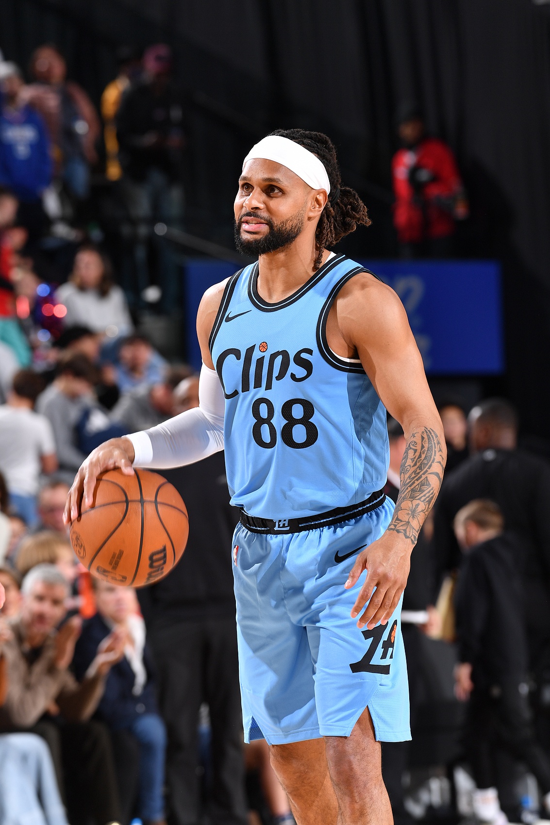 上場就是干！米爾斯垃圾時間出場7分鐘 三分4中3得替補最高14分