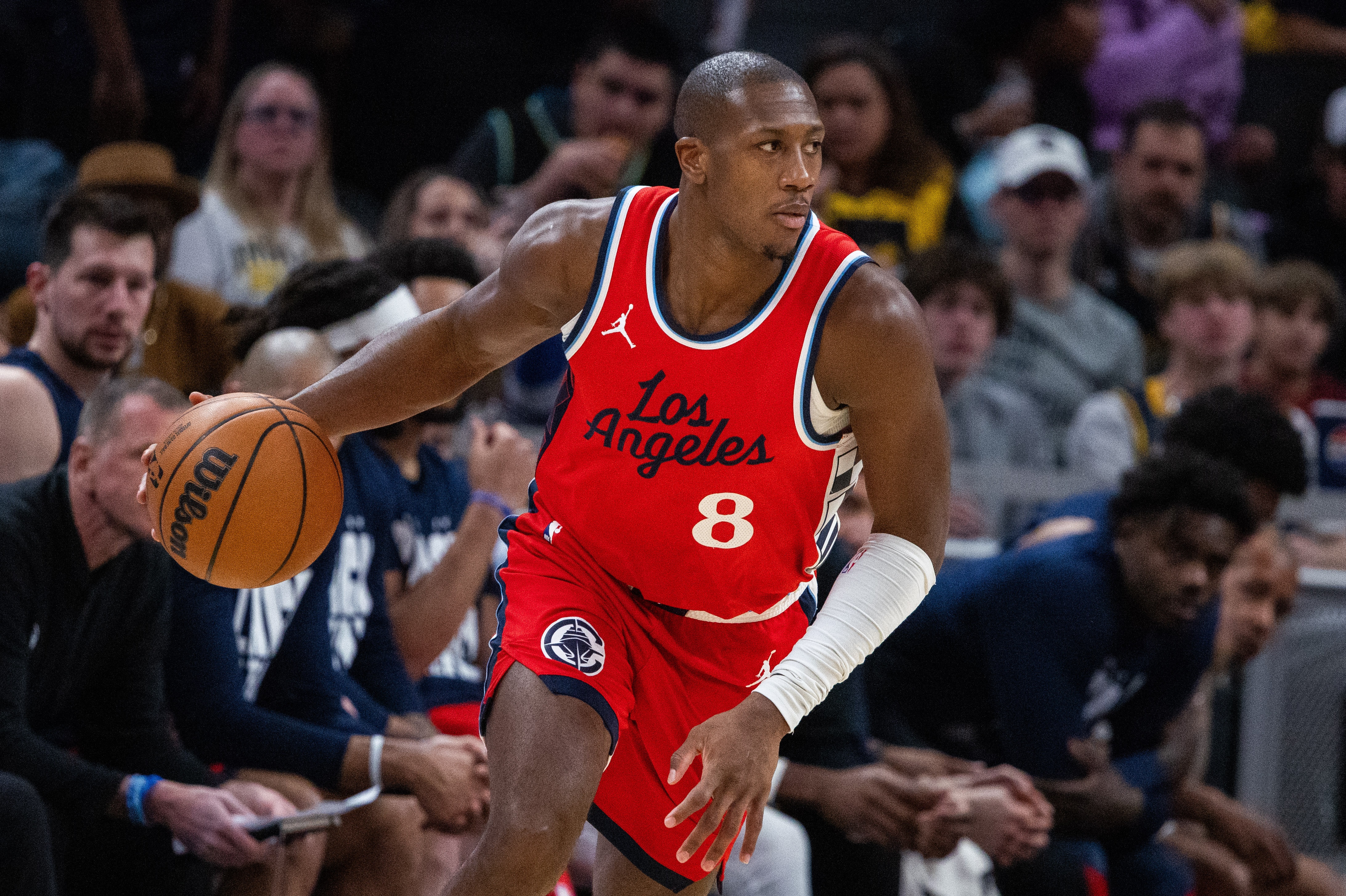 能攻能防！快船鄧恩5投3中 拿下9分4板2助2斷&正負值+28