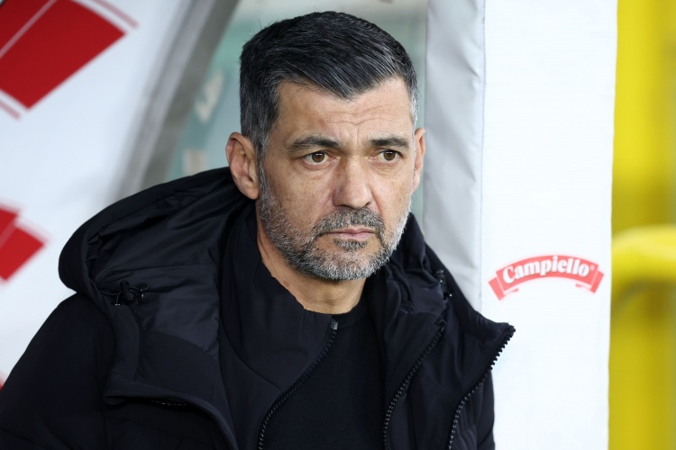 隆戈：米蘭聯賽排名下降+歐冠出局，孔塞桑至今的執教堪稱災難