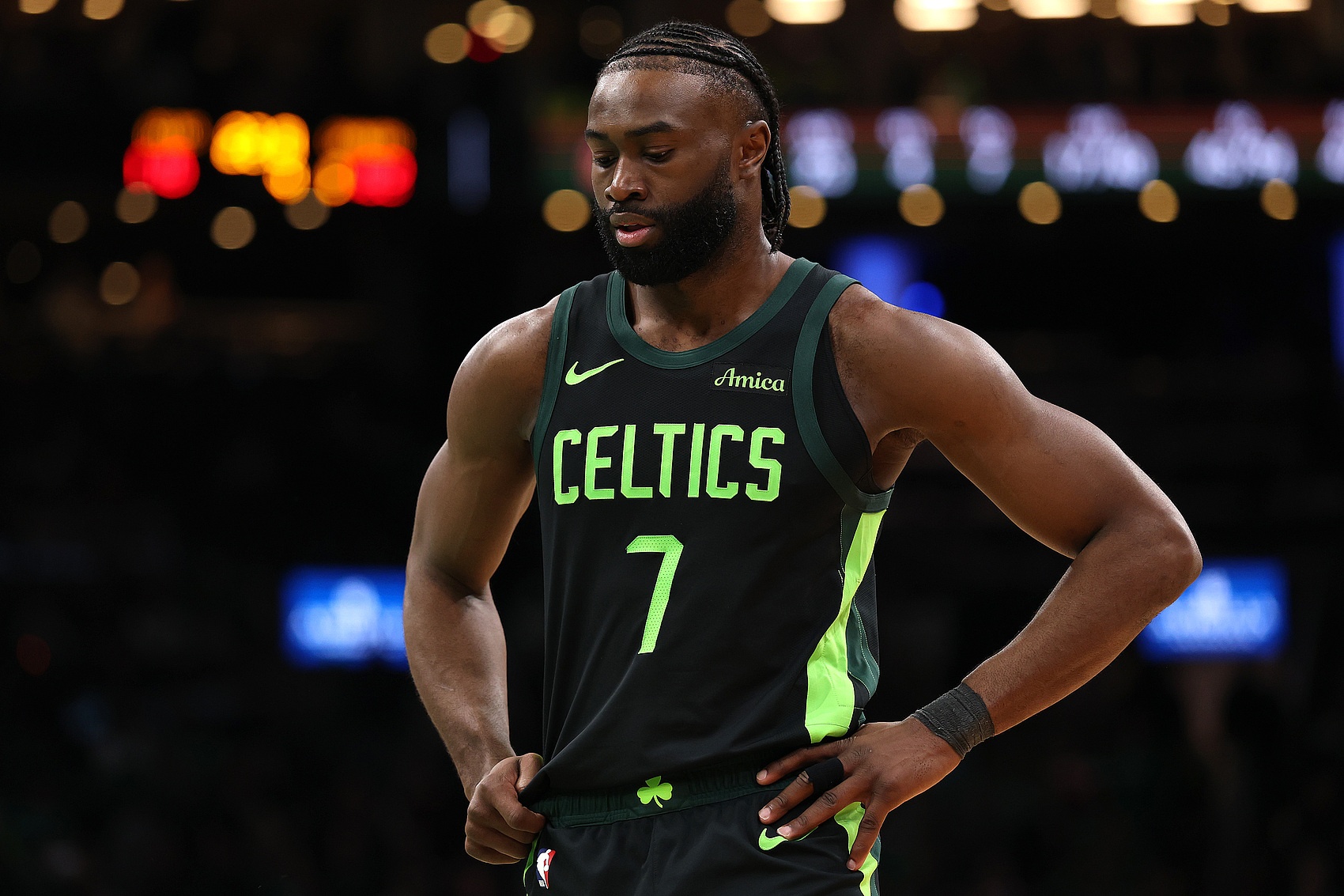 杰倫-布朗談出場時間限制：精神層面是個挑戰 正學習如何應對