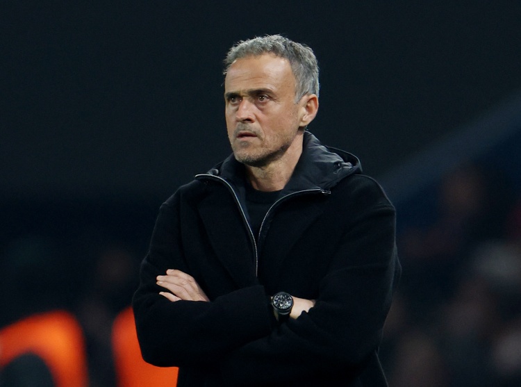 法甲主教練月薪排行：恩里克100萬歐居首，德澤爾比55萬歐次之