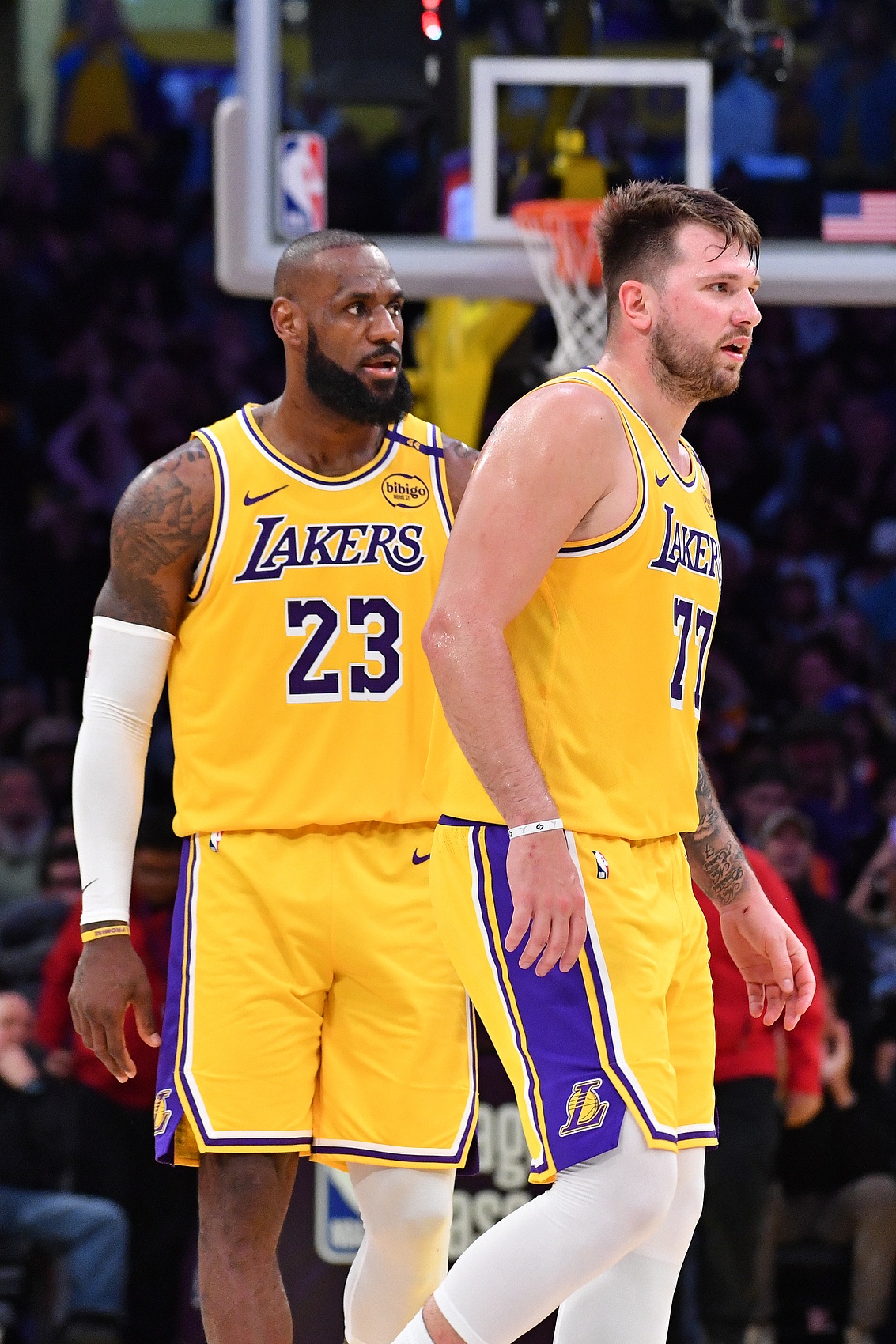 外線失準！湖人首節三分14投僅2中 首發五人合計7中0