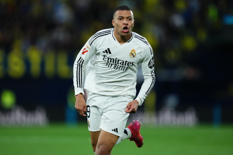 隊報：姆巴佩若想競爭金球，仍要面對多項個人和集體榮譽的挑戰