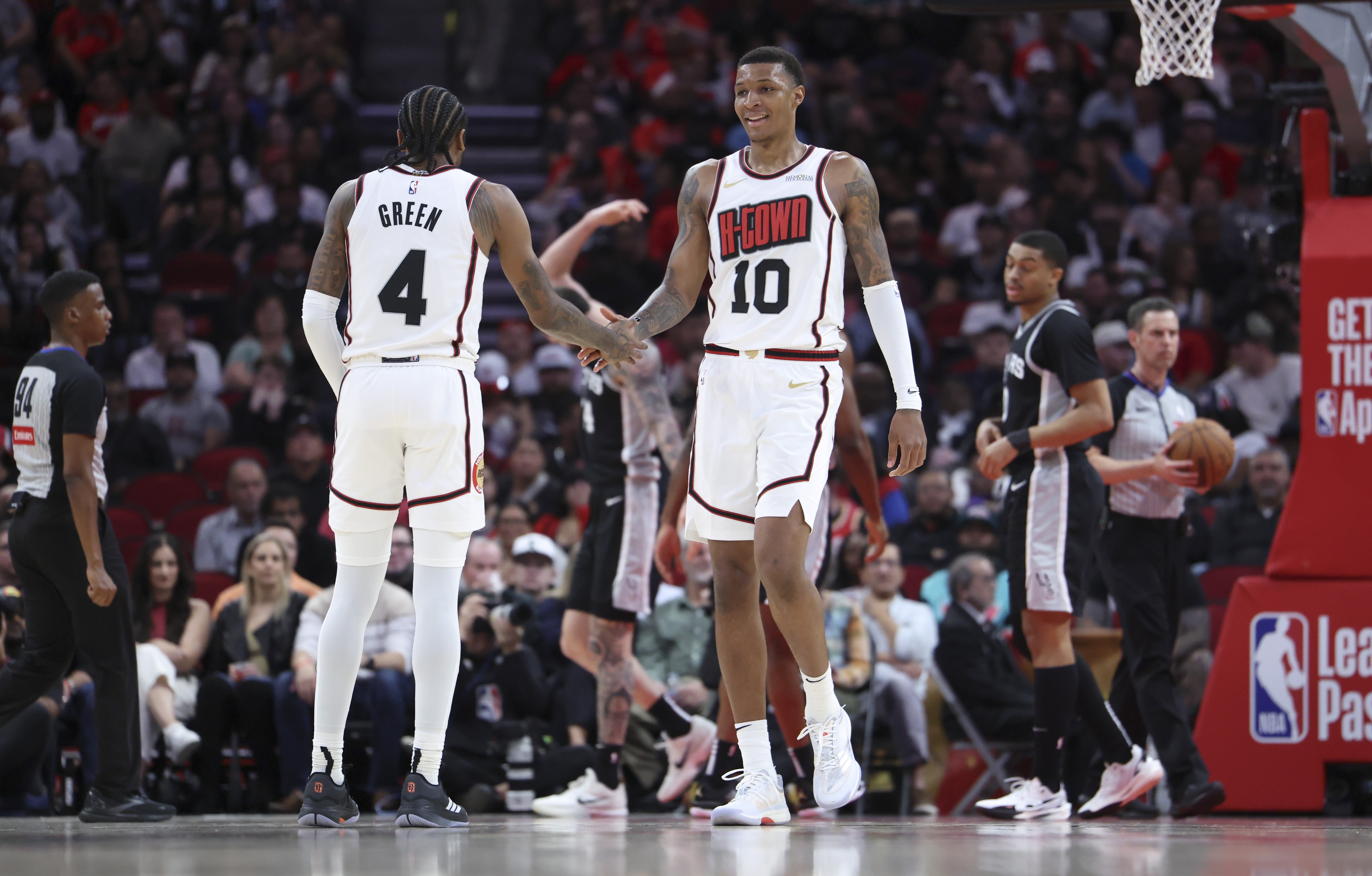 小賈巴里：對方必須派兩個人防杰倫-格林 他讓我打得輕松許多