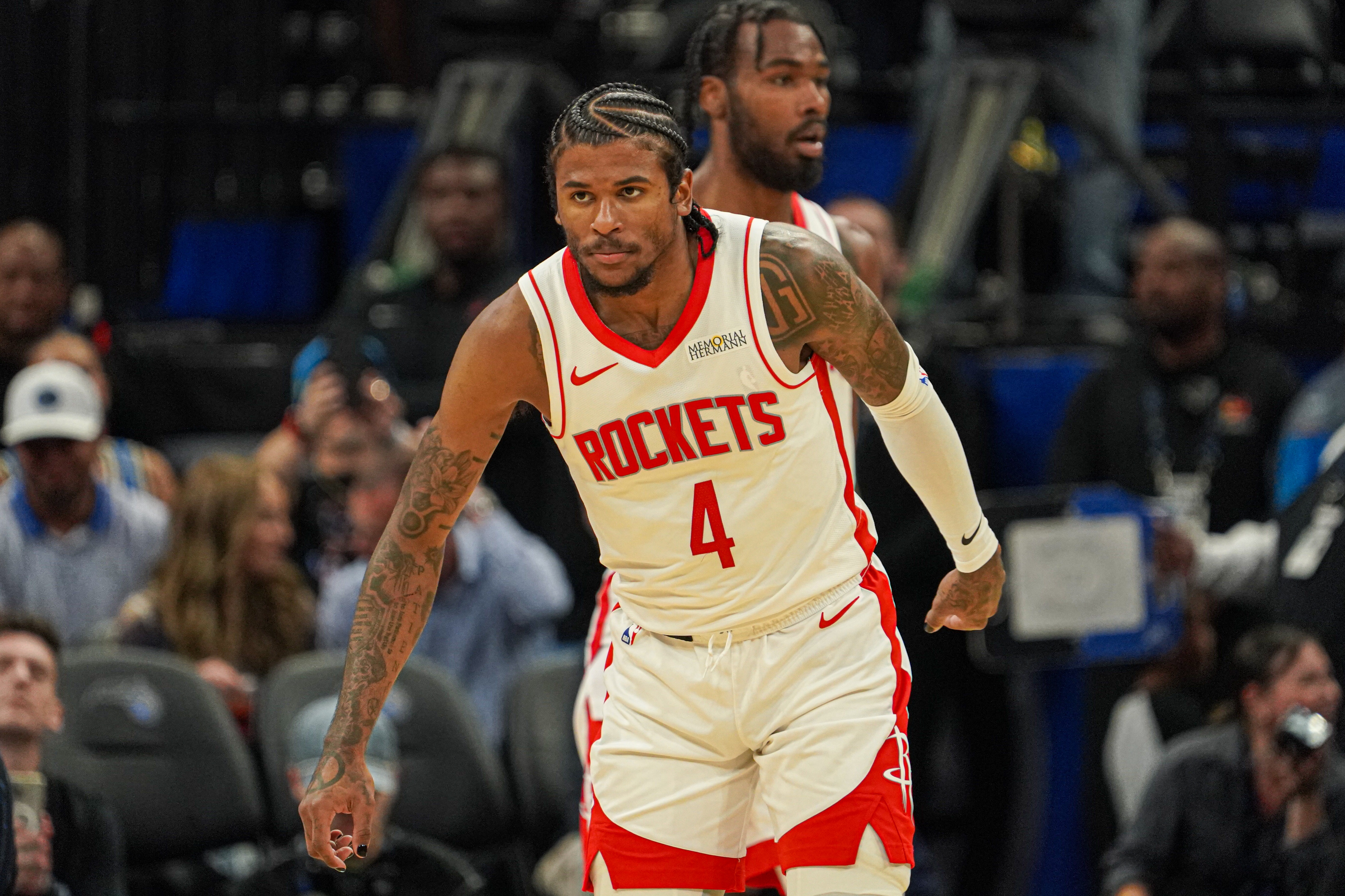 沖擊力十足！杰倫-格林半場10中4拿到16分 次節獨得15分