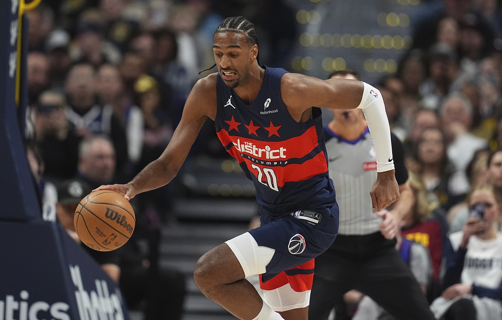 越來越穩定！薩爾17中10&三分7中4砍下24分7板2帽 首節13分！