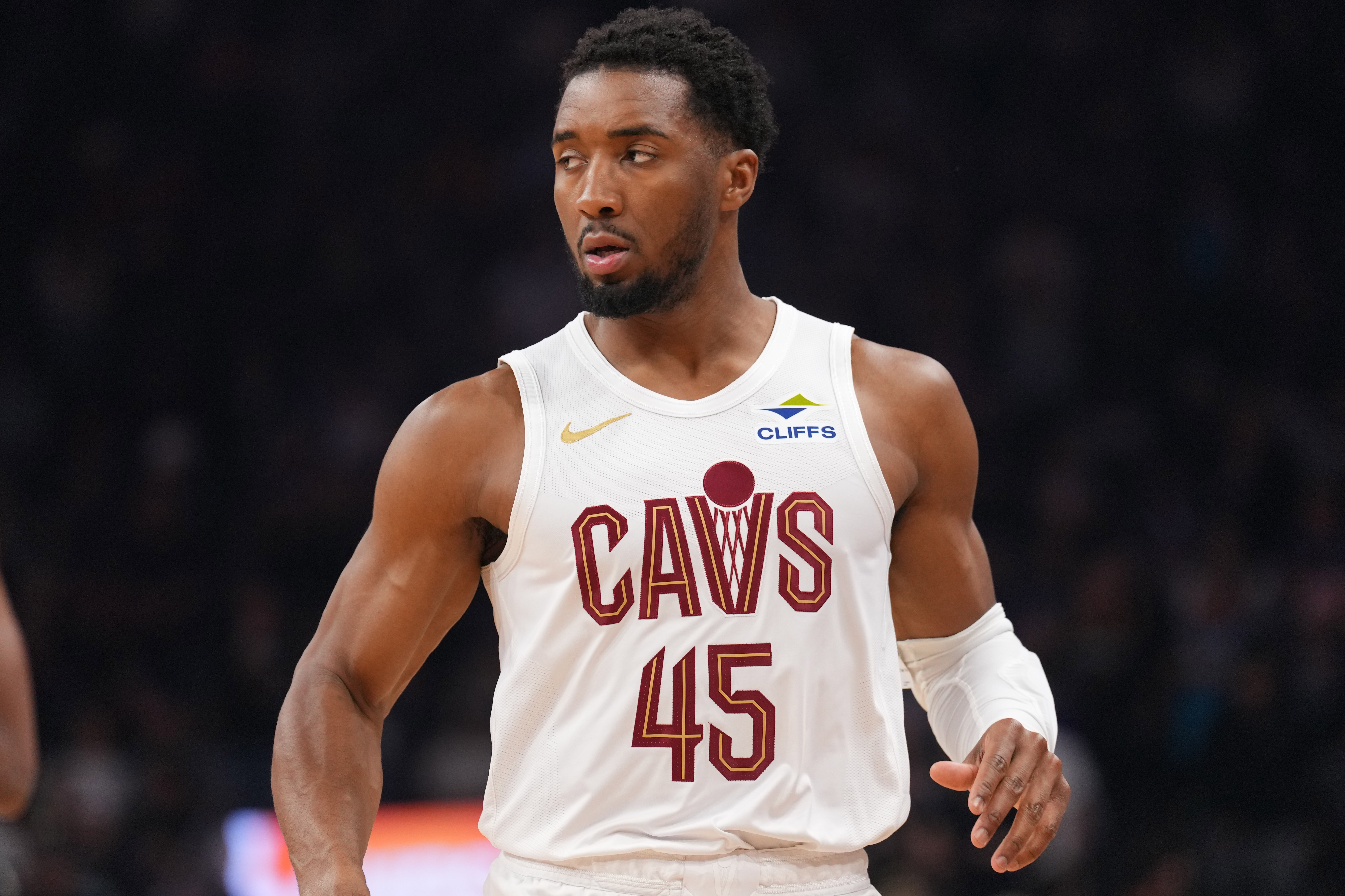 米切爾談失誤：關鍵是要提升比賽專注度 我們必須要做得更好