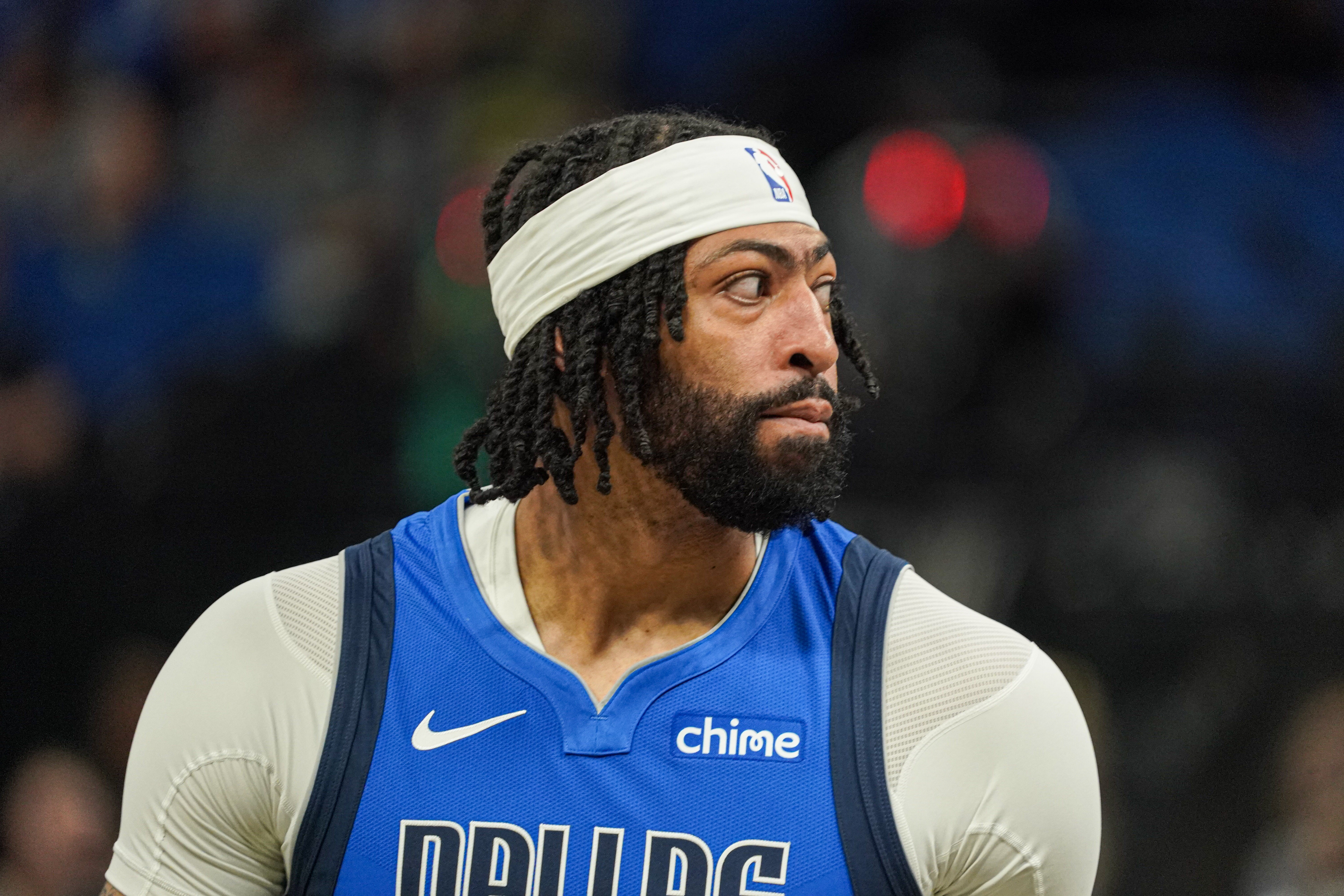 還需找狀態(tài)！濃眉23中7&三分4中0拿到18分7板5助 正負值-13